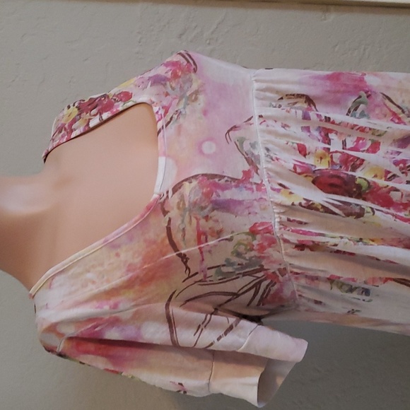 💞Ladies Top - Picture 2 of 4